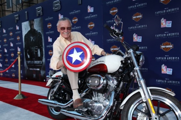Stan Lee na premiere de Capitão América: O Primeiro Vingador (2011)